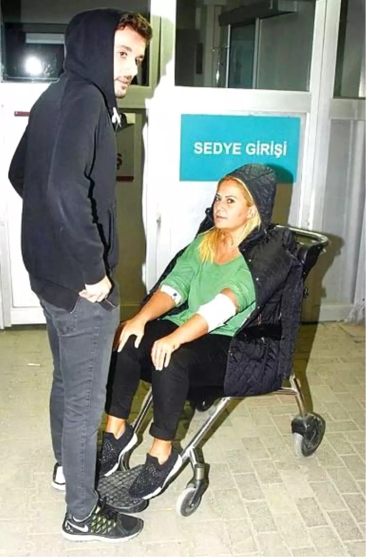 Survivor Anıl\'ın Annesi Kaza Geçirdi