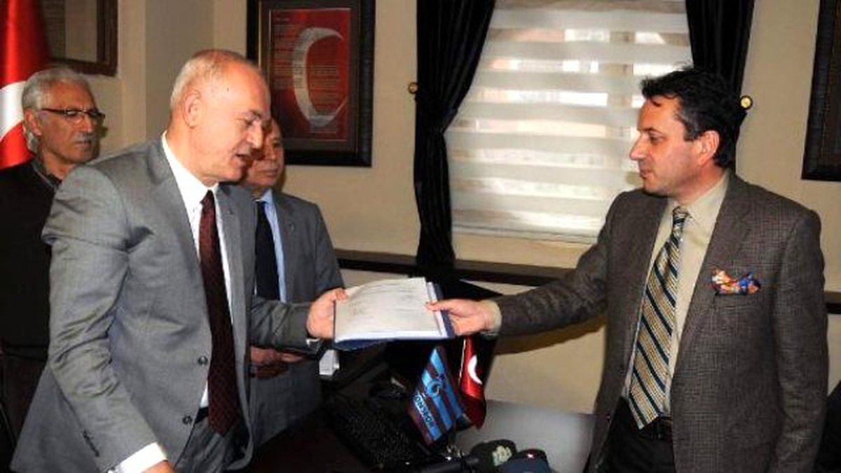 Trabzonspor\'da Hekimoğlu\'ndan \'Taahhütlü\' Başkan Adaylığı Başvurusu