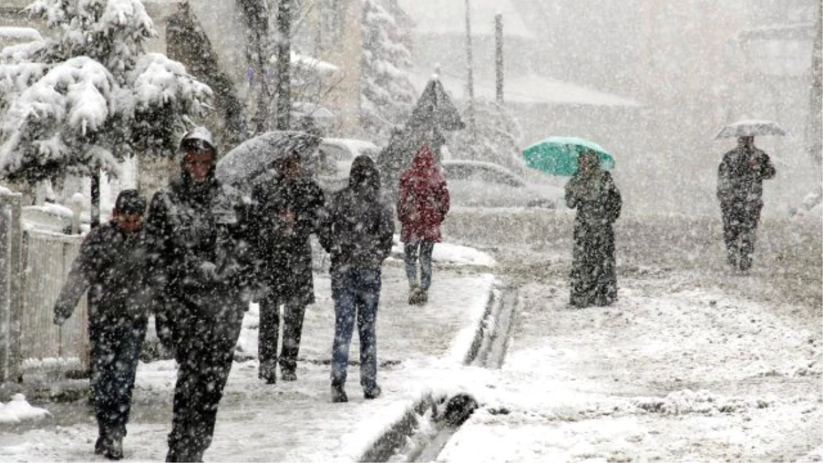 Meteoroloji Uyardı: İki Bölgede Kar Bekleniyor