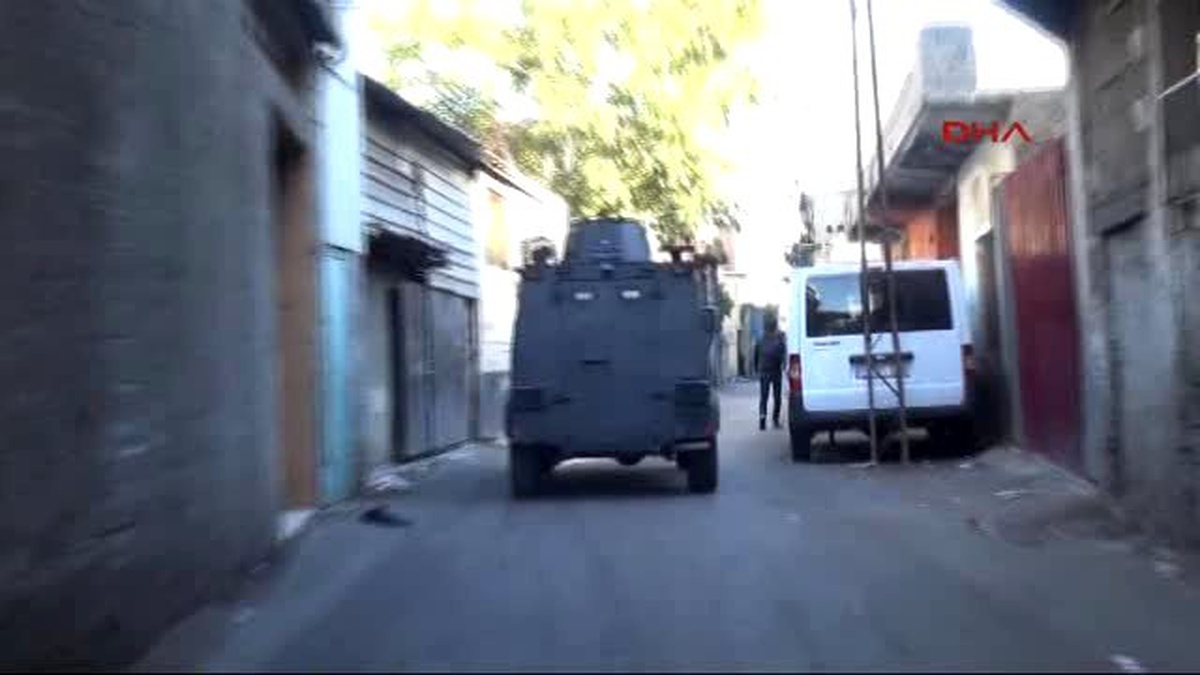 Adana Torbacılar Uyuşturucu Paketlerken Yakalandı