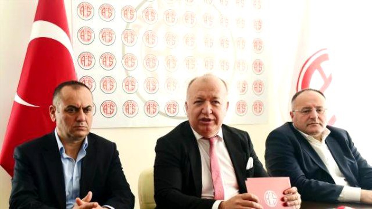Antalyaspor\'dan Aidat Borcu Uyarısı