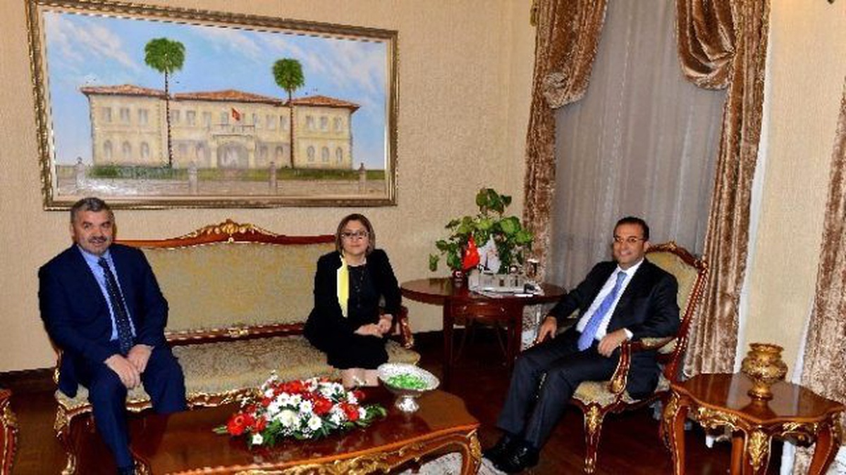 Büyükşehir Belediye Başkanlarından Antalya Valiliğini Ziyaret Etti
