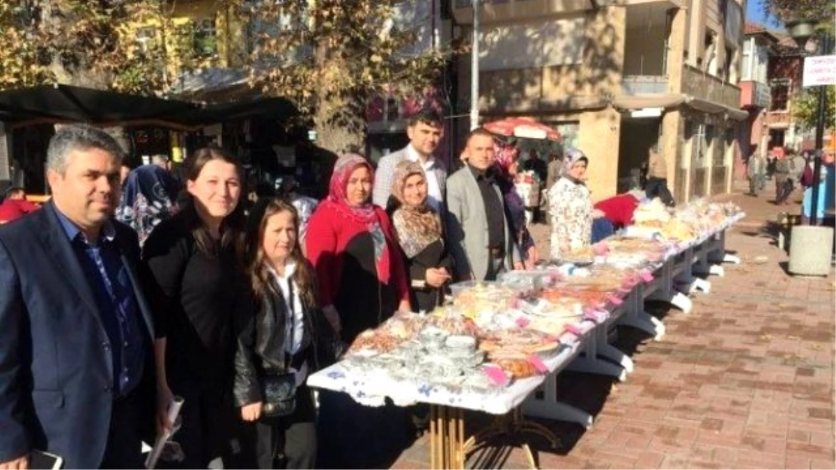 Dereköseler İlköğretim Okulu Aile Birliği Kermes Düzenledi