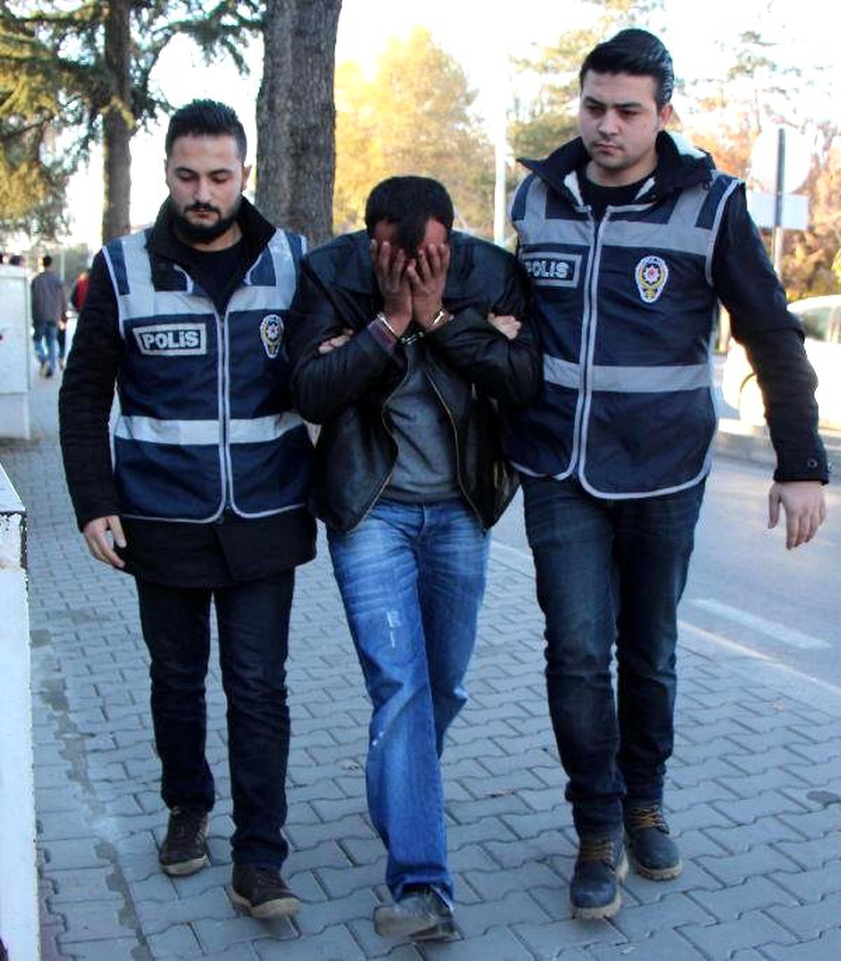 Evden Hırsızlık Yapan Tır Şoförü Yakalandı