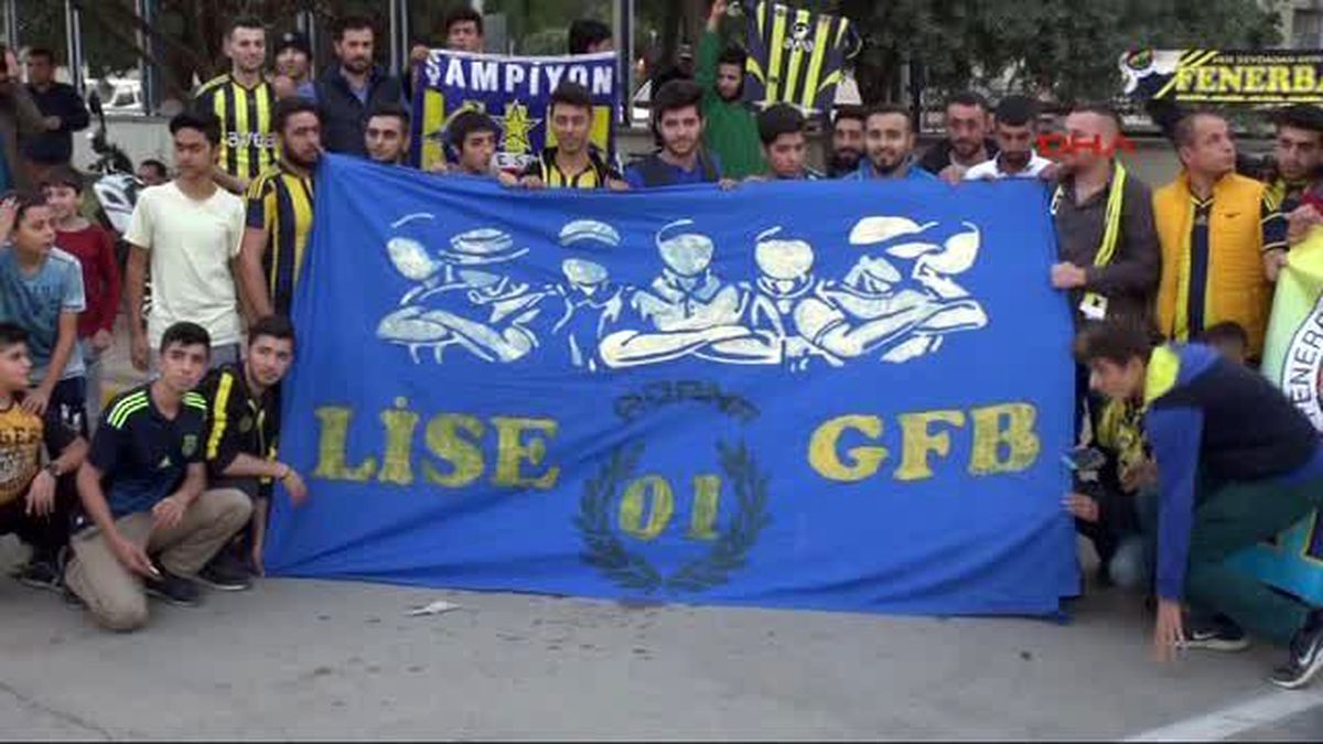 Fenerbahçe Kafilesi Adana\'da