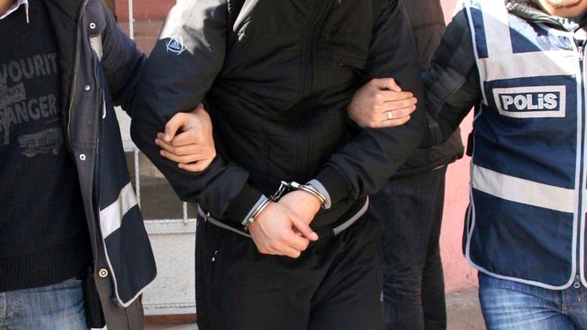 IŞİD Üyesi 2 Türk Tutuklandı