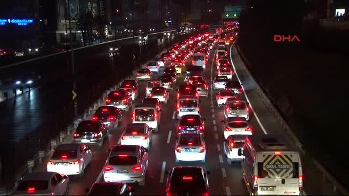 İstanbul\'da Trafik Yoğunlu