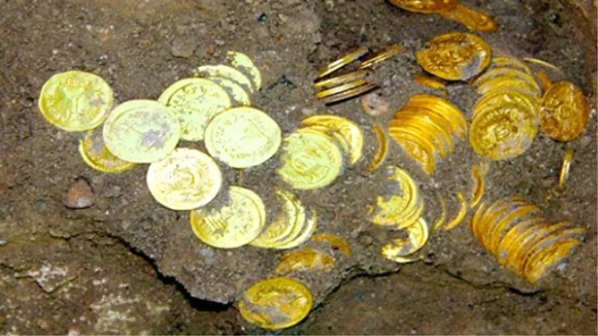 İsviçre'de Kiraz Bahçesinden Roma Dönemine Antik Define Çıktı