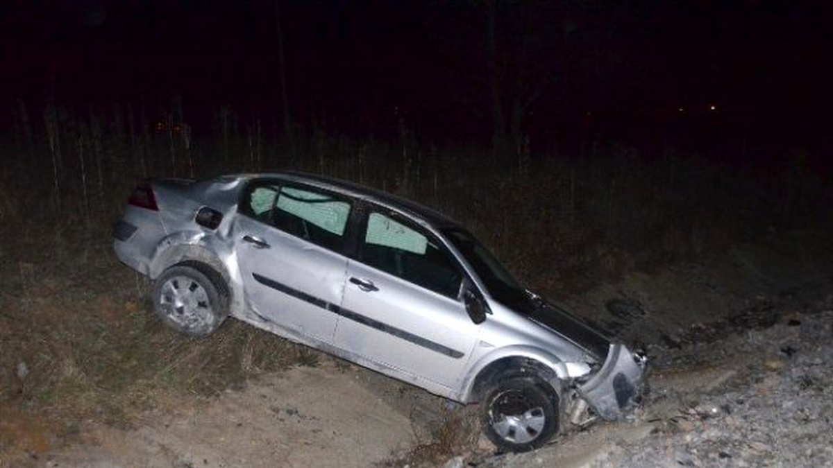 Kontrolden Çıkan Otomobil Refüje Uçtu: 6 Yaralı