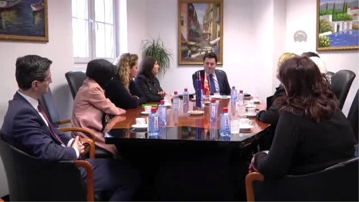 Makedonya Devlet Bakanı Çako, Beyazay Derneği\'ni Kabul Etti
