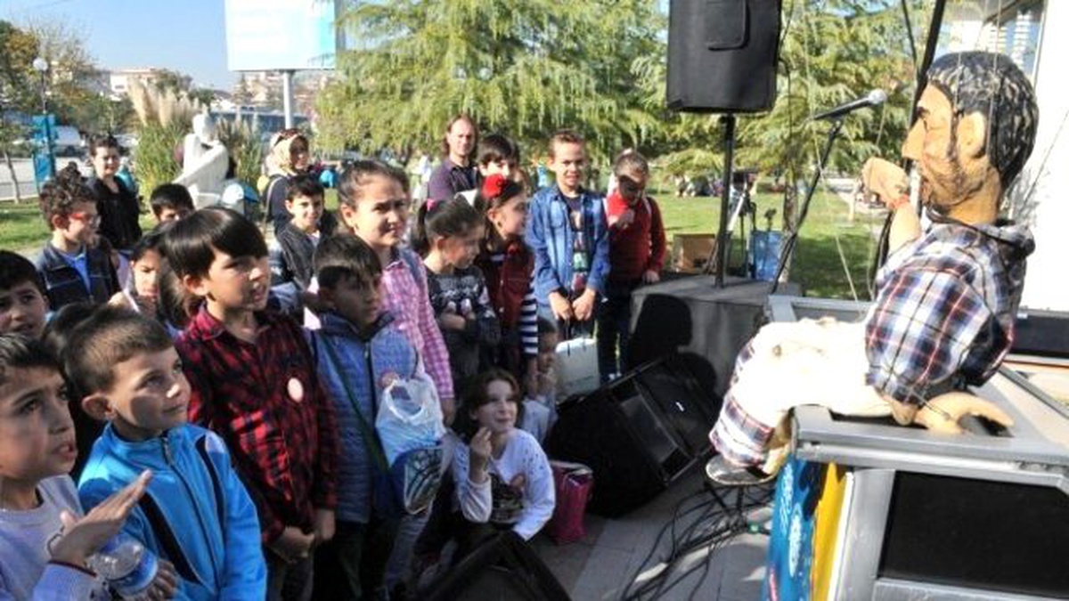 Minikler Dünya Çocuk Hakları Gününü Kutladı