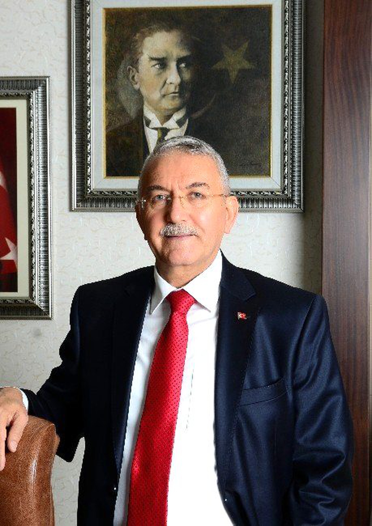 Rektör Gönen\'in Ağız ve Diş Sağlığı Haftası ve 22 Kasım Diş Hekimleri Günü Mesajı