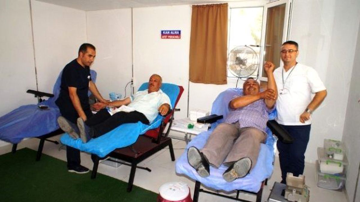 Sarıgöl\'de 100 Ünite Kan Toplandı