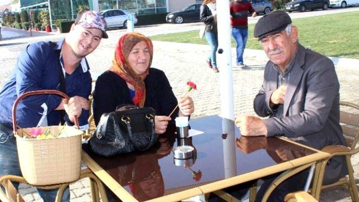 Sempatik Tavırlarıyla Yüzleri Güldürüyor