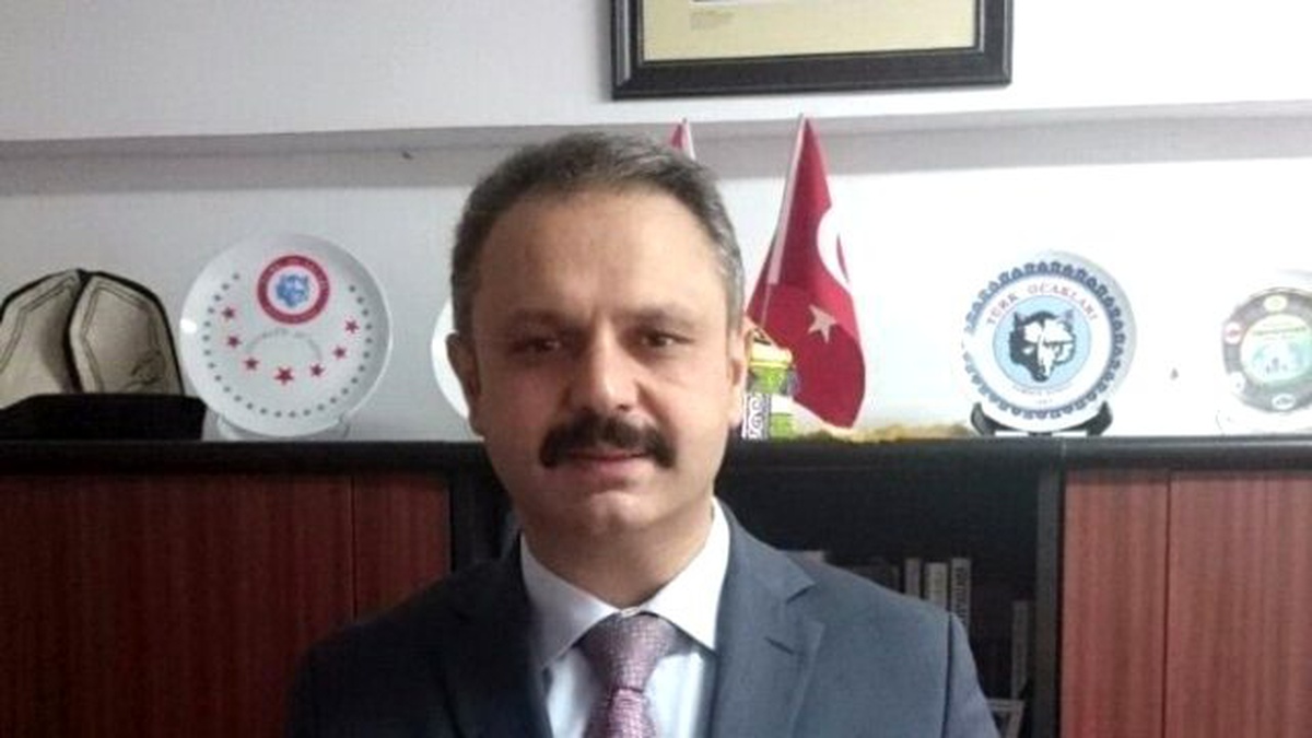 Şen: "Suriye\'de Bombalanan Türkmenler Türkiye\'nin İtibarıdır"