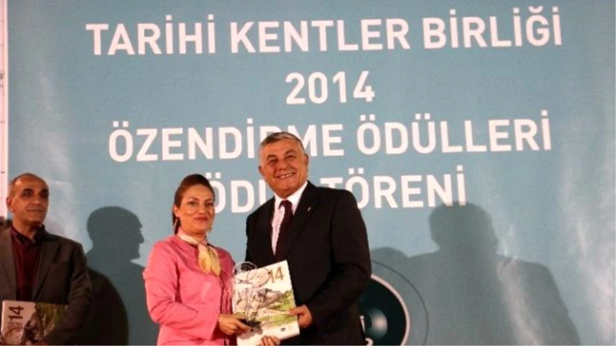 Tarihi Kentler Birliği\'nden Tarsus Belediyesi\'ne Ödül