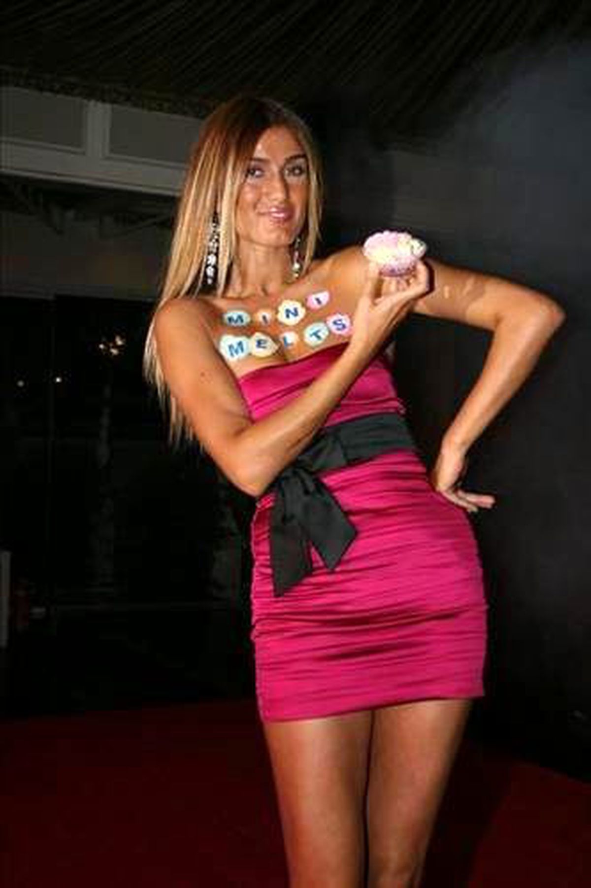 Tuğba Özay'ın Çiftliği Yanmaktan Son Anda Kurtuldu