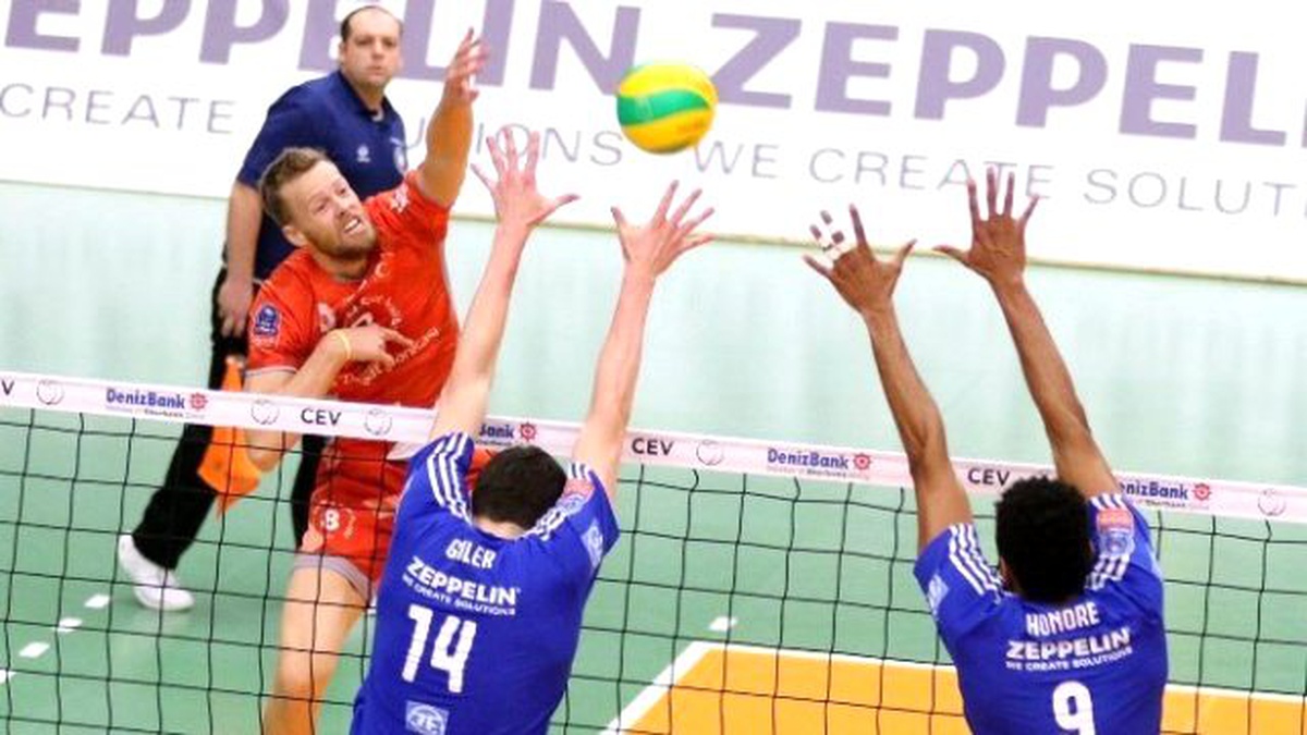 Ziraat Bankası Voleybol Takımı, Frıedrıcshafen\'de Liderliğe Yükseldi