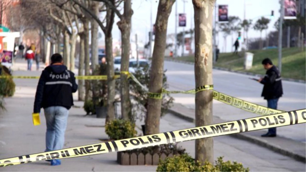 Diyarbakır\'da Cinnet Getiren Şahıs Av Tüfeğiyle Dehşet Saçtı