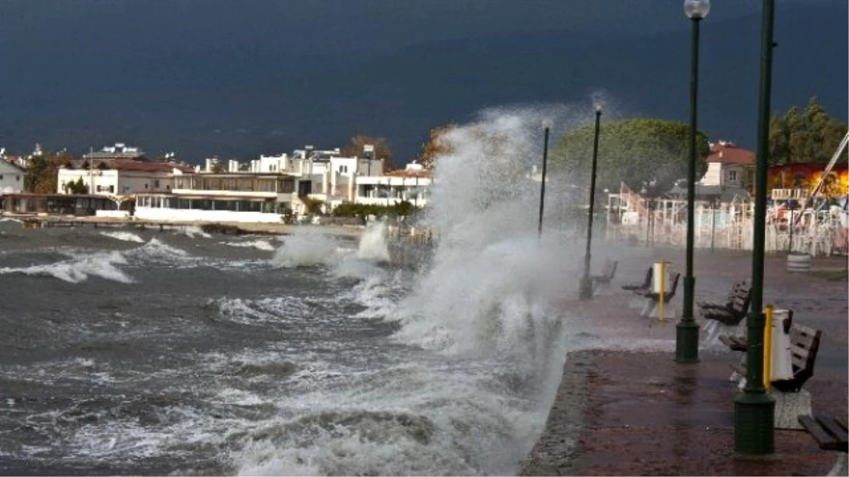 Marmara Denizi\'nde Fırtına