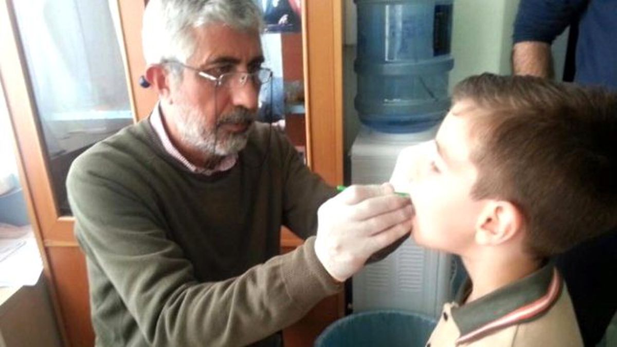 Didim\'de Öğrenciler Diş Taramasından Geçirildi