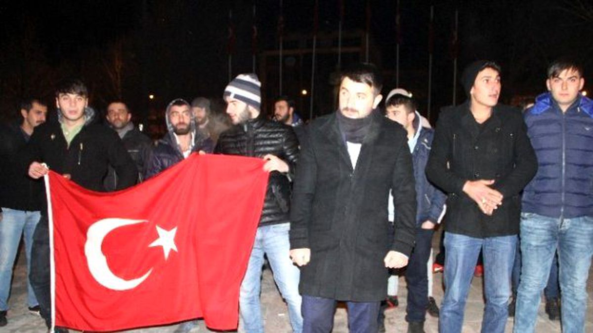 Eksi 20 Derecede Türkmen Protestosu