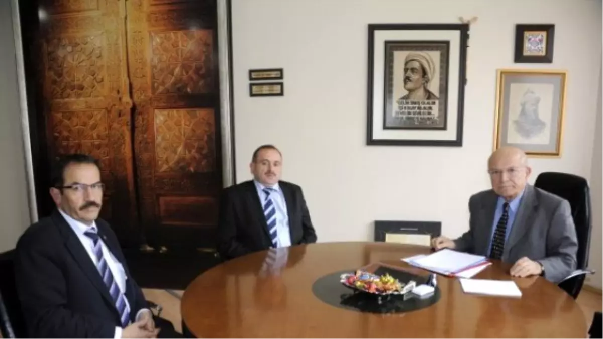 Başkan Hadimioğlu'na Sürpriz Doğum Günü