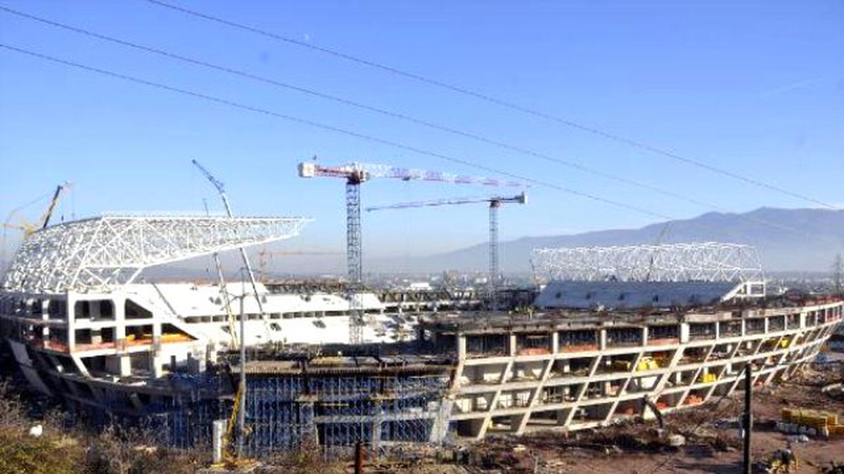 Kocaeli Stadyumu Bittiğinde Pişmaniyeye Benzeyecek