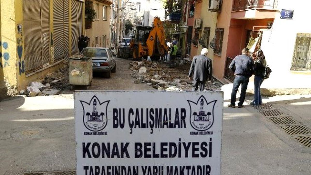 Konak Belediyesi Atilla Mahallesi'ne Adeta Çıkarma Yaptı