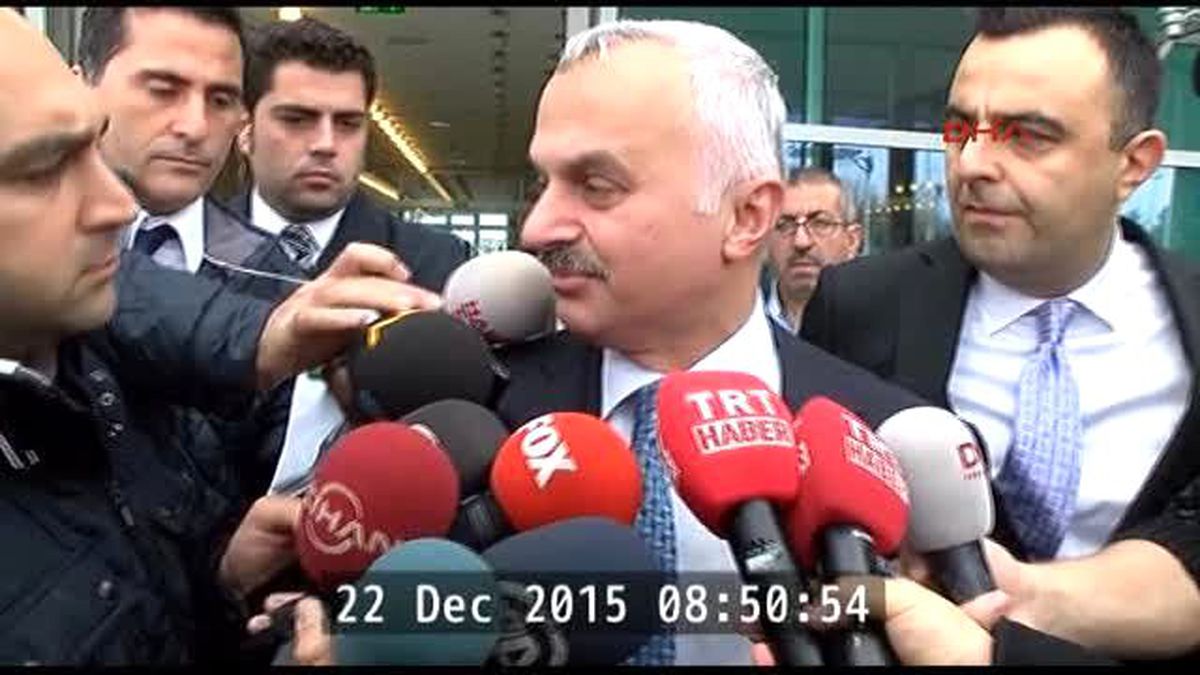 Mali\'de Rehin Tutulan THY Personeli İstanbul\'da