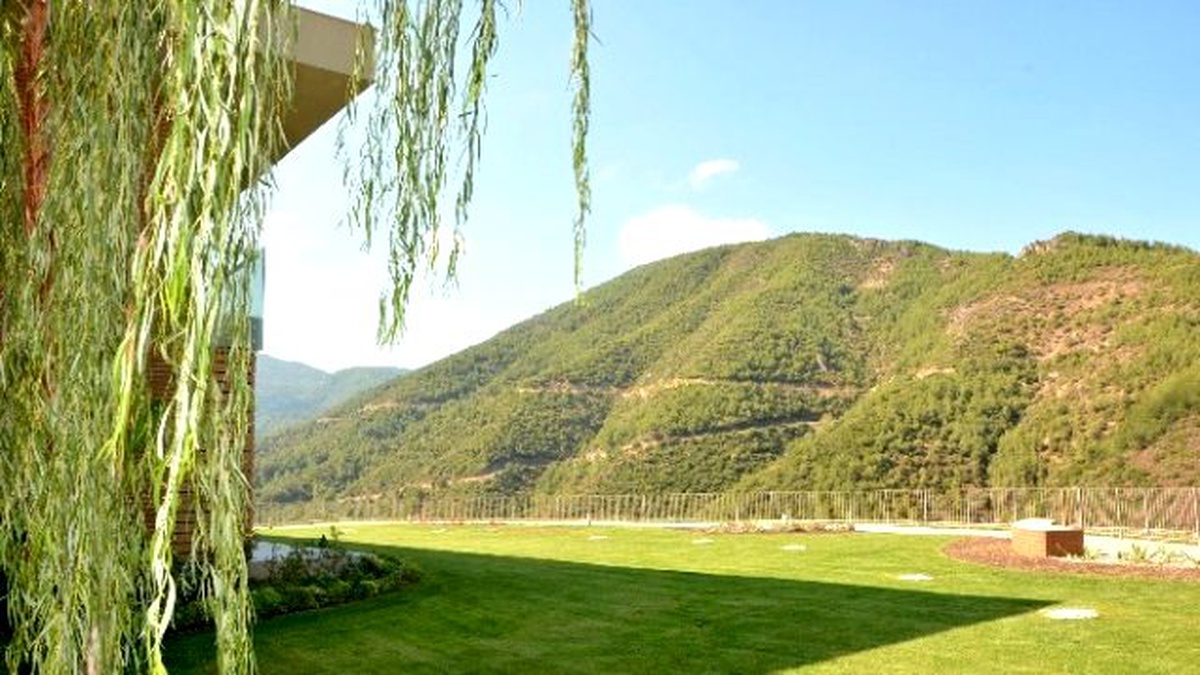 Narlıdere\'nin Temiz Hava ve Doğası Asma Bahçelerde