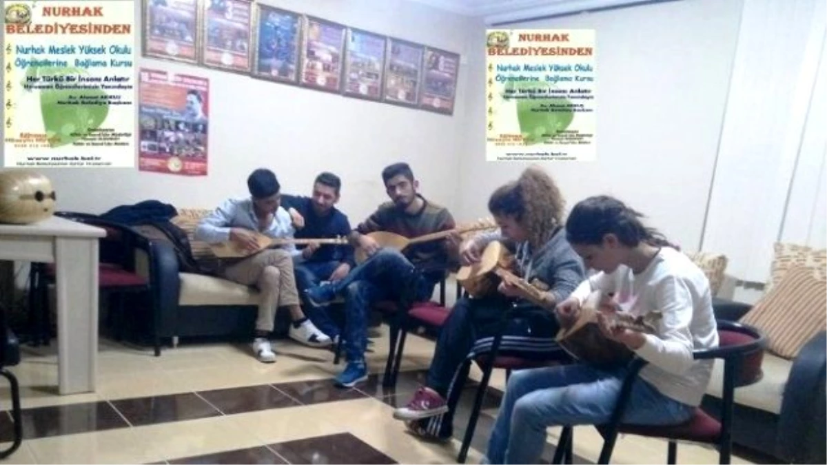 Nurhak Belediyesi\'nden, Myo Öğrencilerine Ücretsiz Bağlama Kursu
