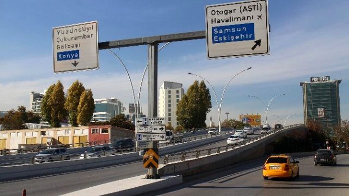 Paslanmaz Korkuluklarla Yollar Daha Güvenli