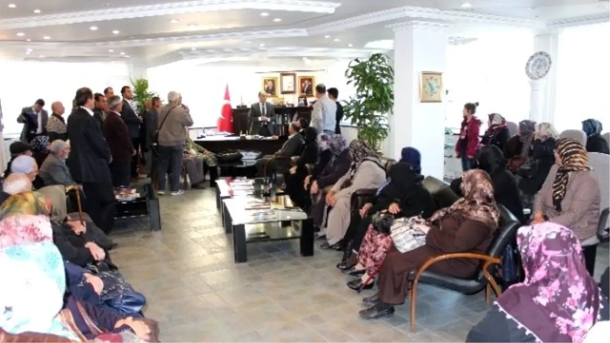 Şehit Aileleri Beyşehir\'i Gezdi