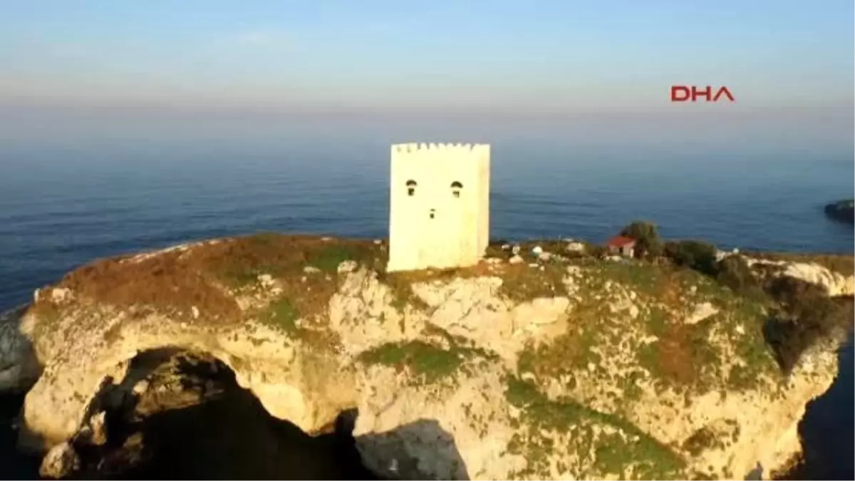 Sünger Bob\'a Benzetilen Şile Kalesinin Havadan Görüntüleri