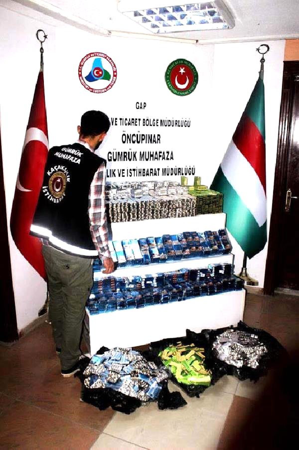 Suriye\'den Gelen Araçta 87 Bin 500 İlaç Ele Geçirildi