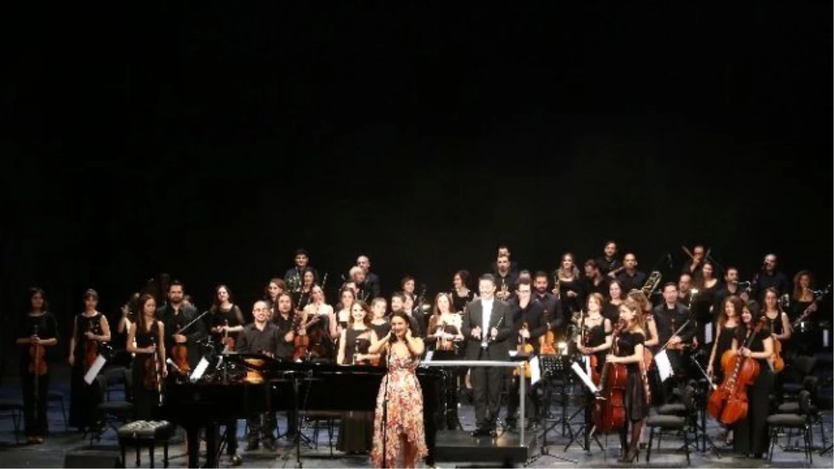 Türkiye\'de İlk Senfonik Konserini Büyükşehir Belediyesi Senfoni Orkestrasıyla Verdi