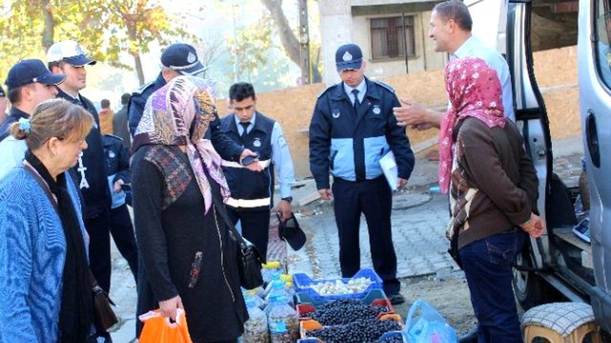Zabıta Ekiplerinden Sokak Satıcılarına Denetim