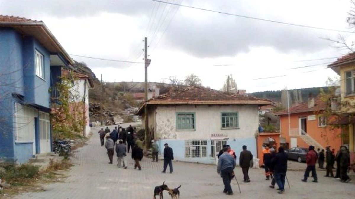 Kütahya'da 12 Yaşındaki Çocuk, Elleri ve Ayakları Bağlanarak Öldürüldü