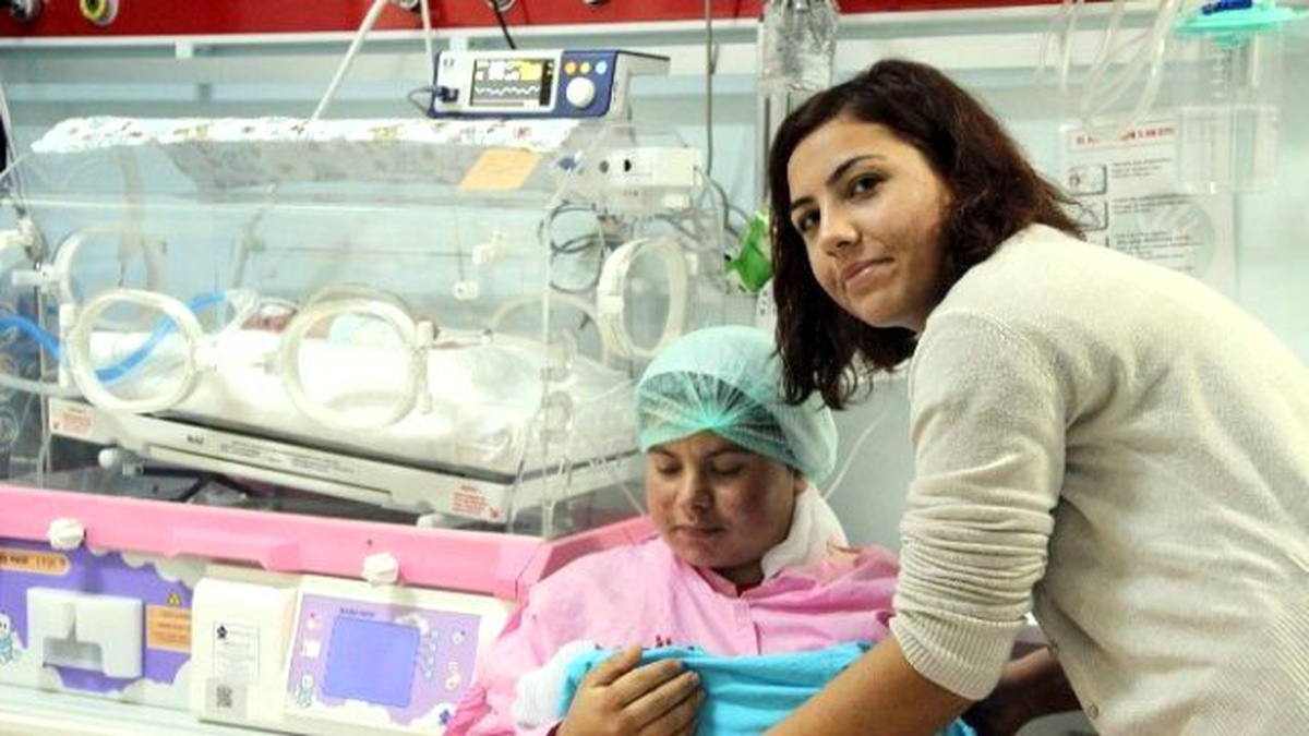 2 Yıllık Evliliklerini Dört Dörtlük Taçlandırdılar