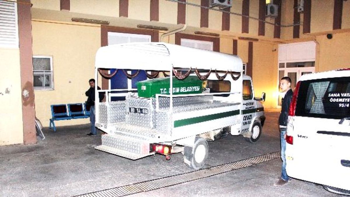 Didim\'de Denizden İki Suriyeli Cesedi Çıkarıldı