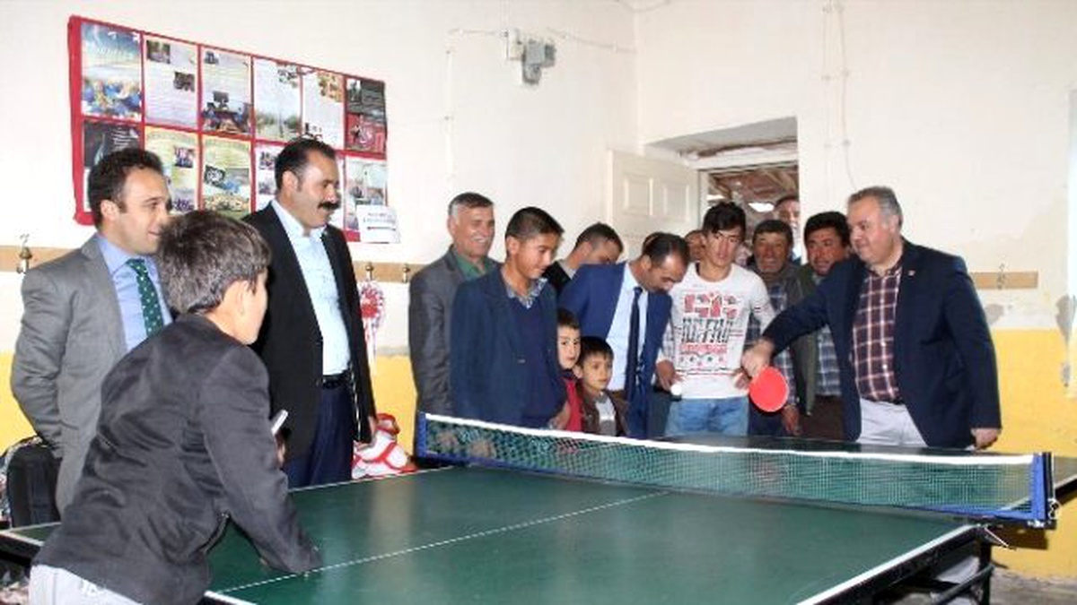 Karaman Ghsim\'den Pınarkaya Köyüne Masa Tenisi