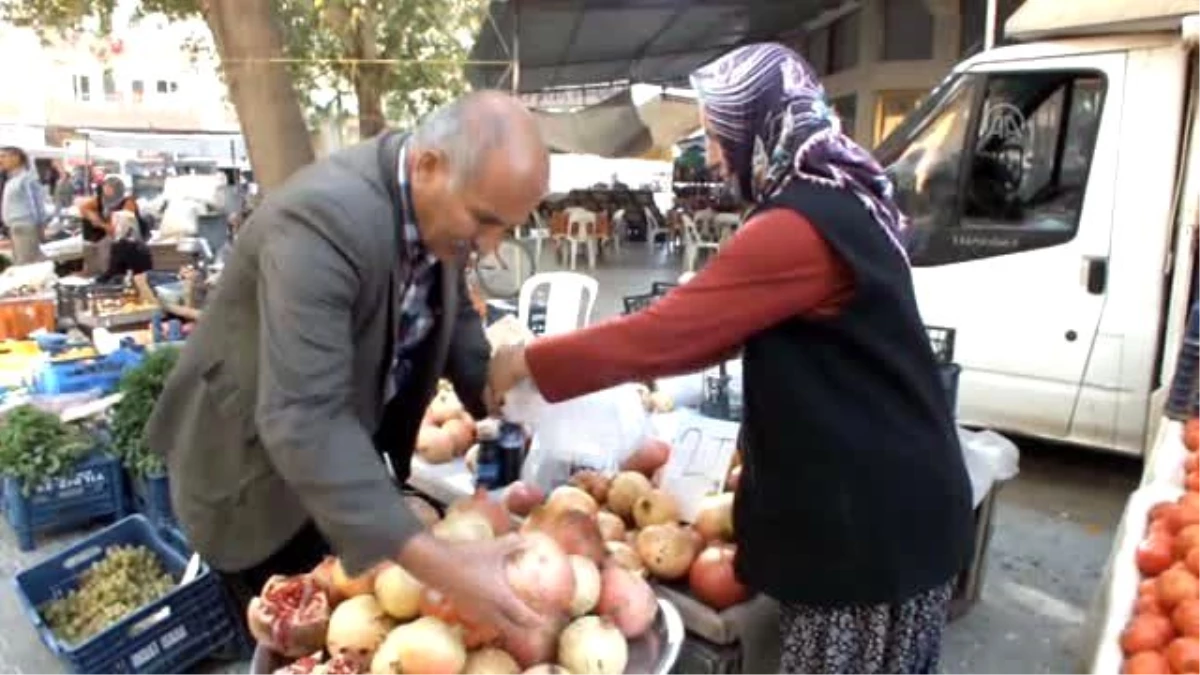 Nar Fiyatlarındaki Düşüş Üreticisini Üzdü