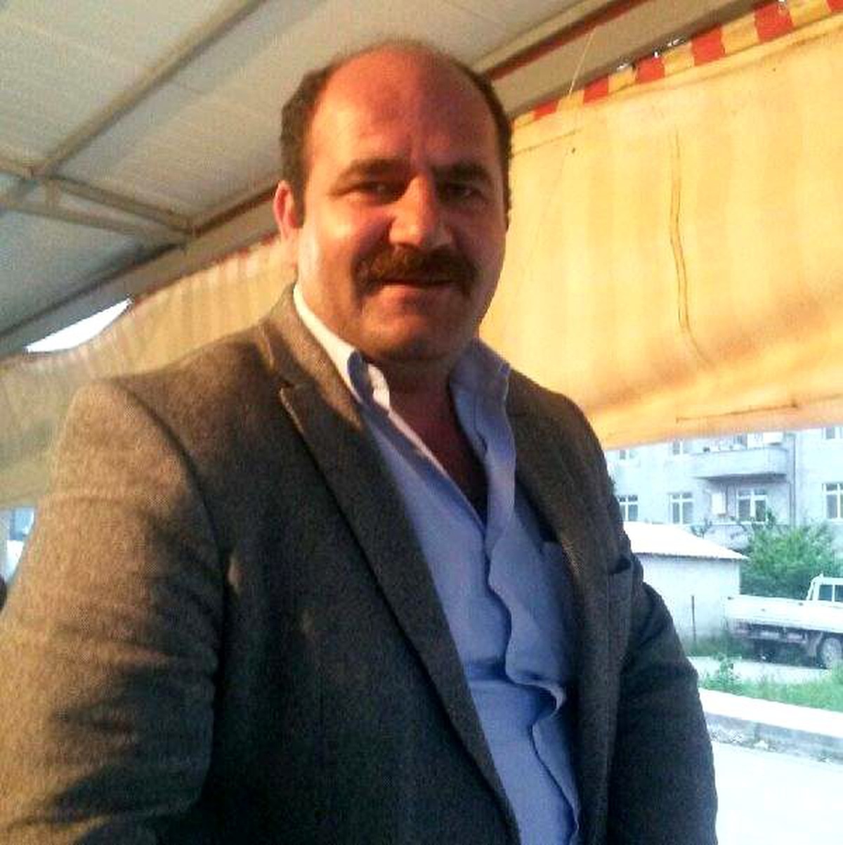 Toprak Yığınının Altında Kalan İşçi Öldü