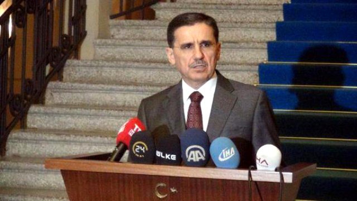 Türkmenler İçin Sınırda Sahra Hastanesi Kuruldu