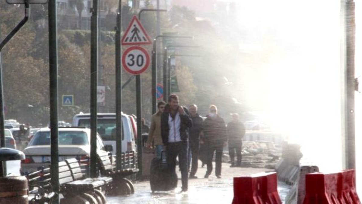 Vatandaşların Dalgalarla İmtihanı