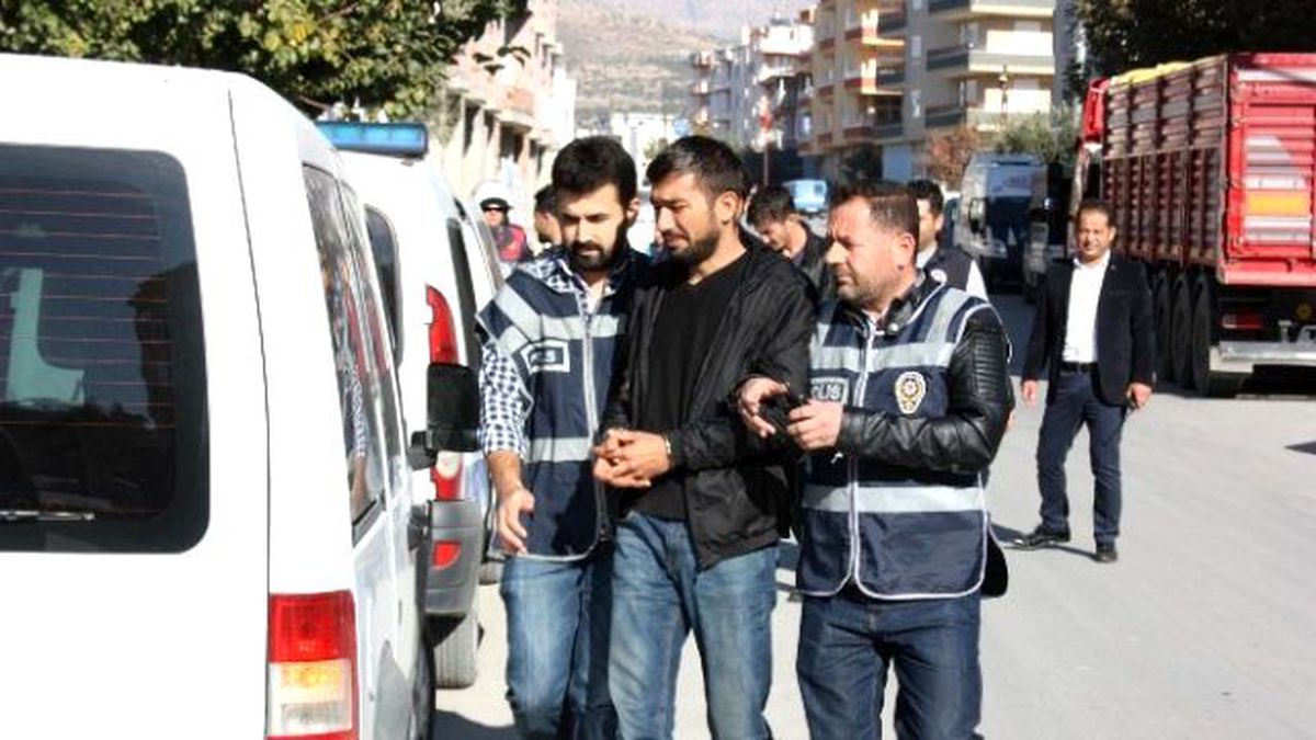 8 Ev Soyan Hırsızlar Yakalandı