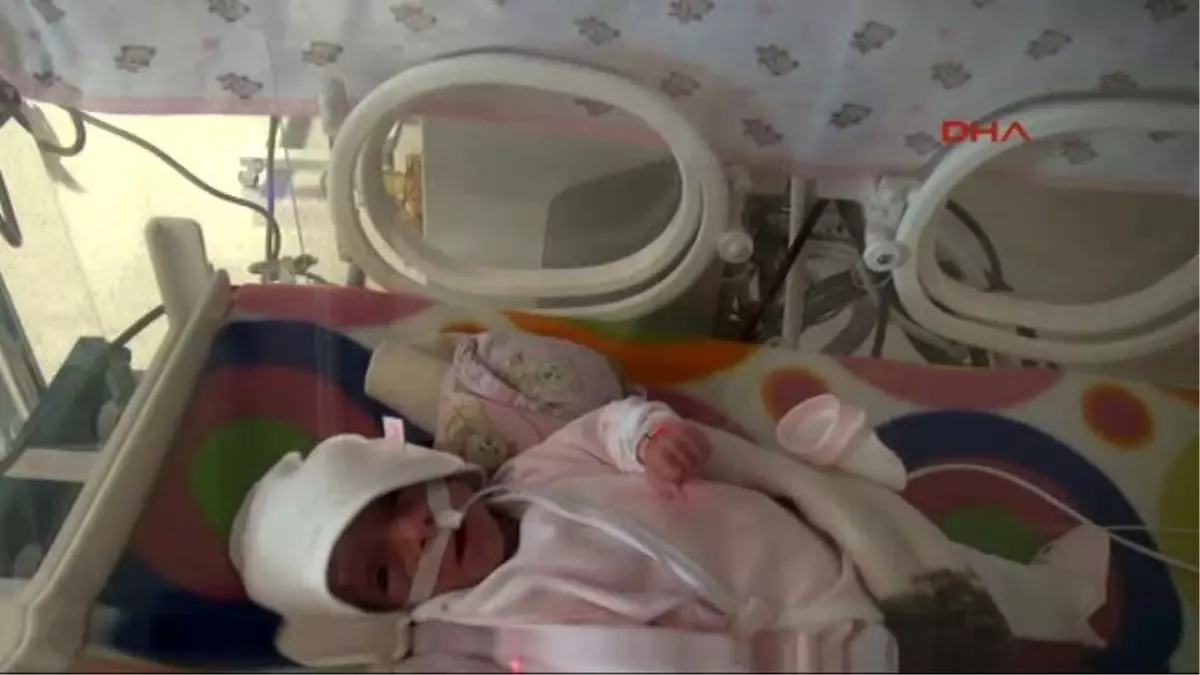 Adana Öğretmen Annenin Dördüzleri Oldu