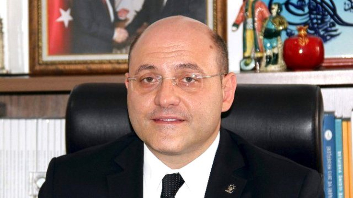 Başkan Ali Çetinbaş: Tüm Öğretmenlerimizin Gününü Kutluyorum