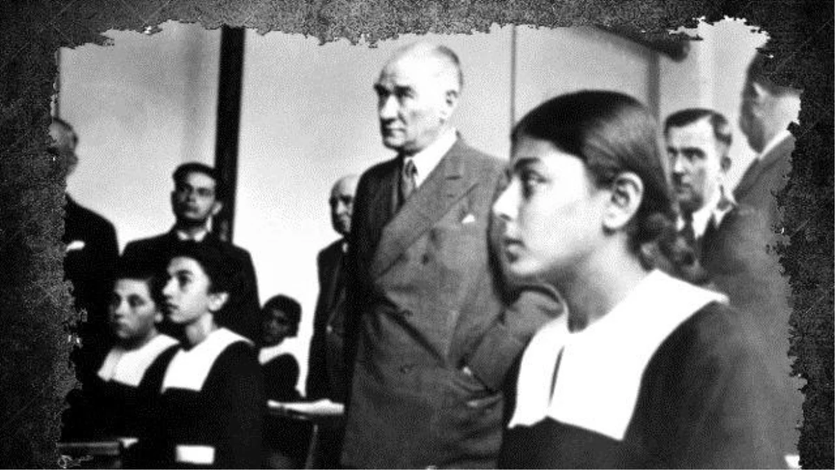 Başöğretmen Atatürk" Fotoğraf Sergisi Bakırköy\'de